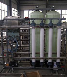 大桶小瓶裝飲用純凈水廠(chǎng)設(shè)備制水主機(jī)