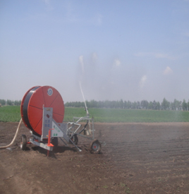 桁架式噴灌機_農業機械欄目